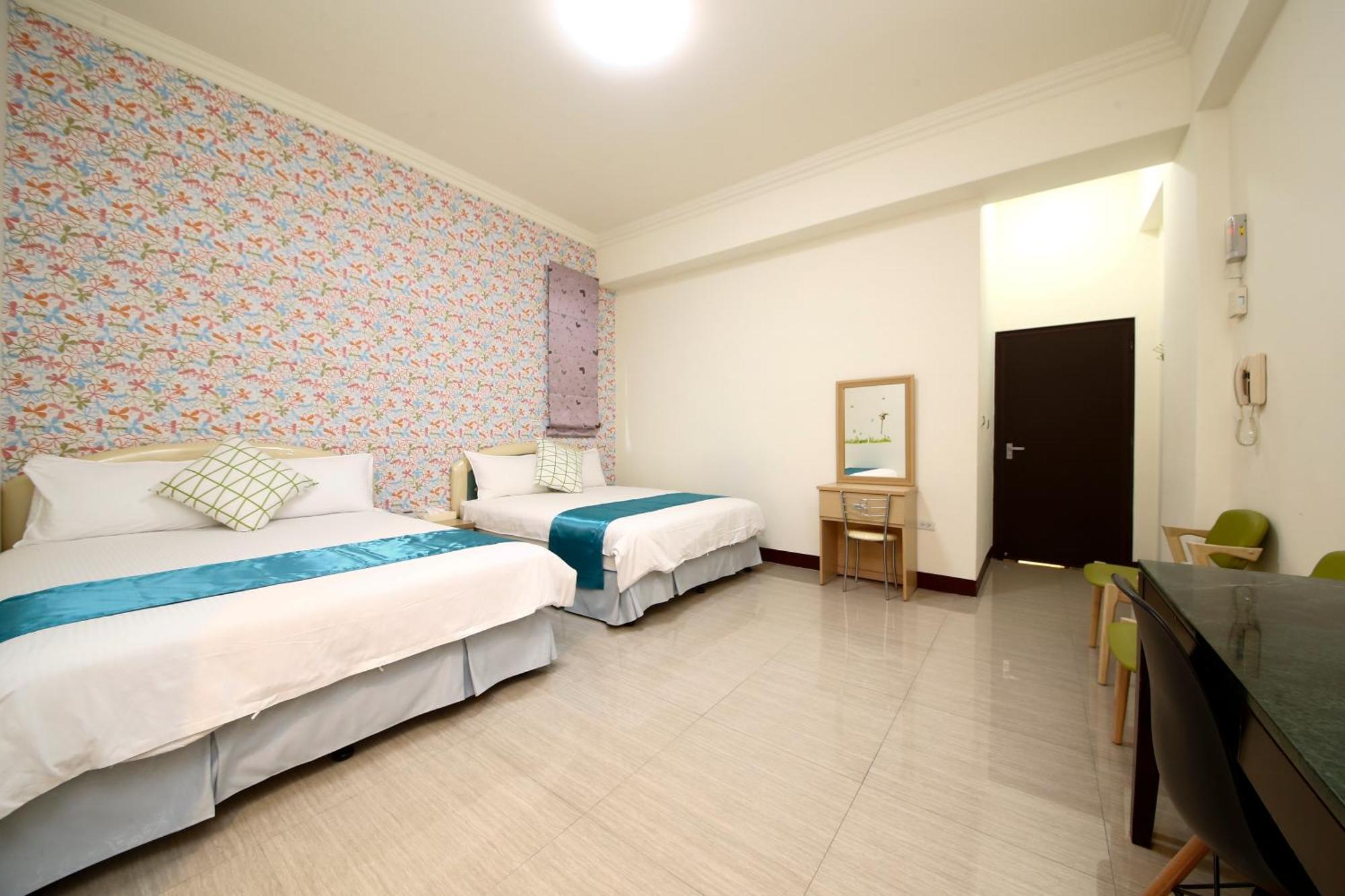 Xin Jing Zhan Homestay Hualien Habitación foto