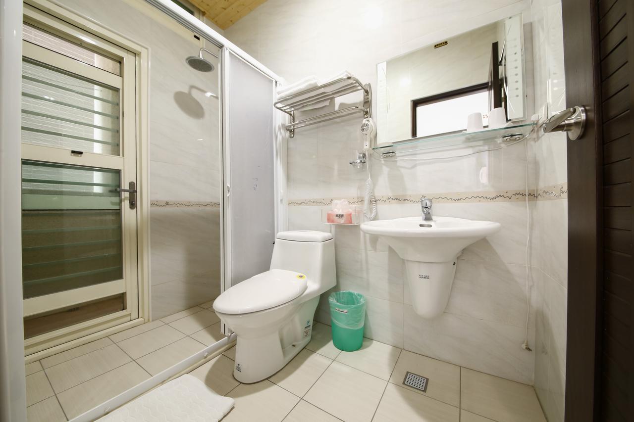 Xin Jing Zhan Homestay Hualien Exterior foto